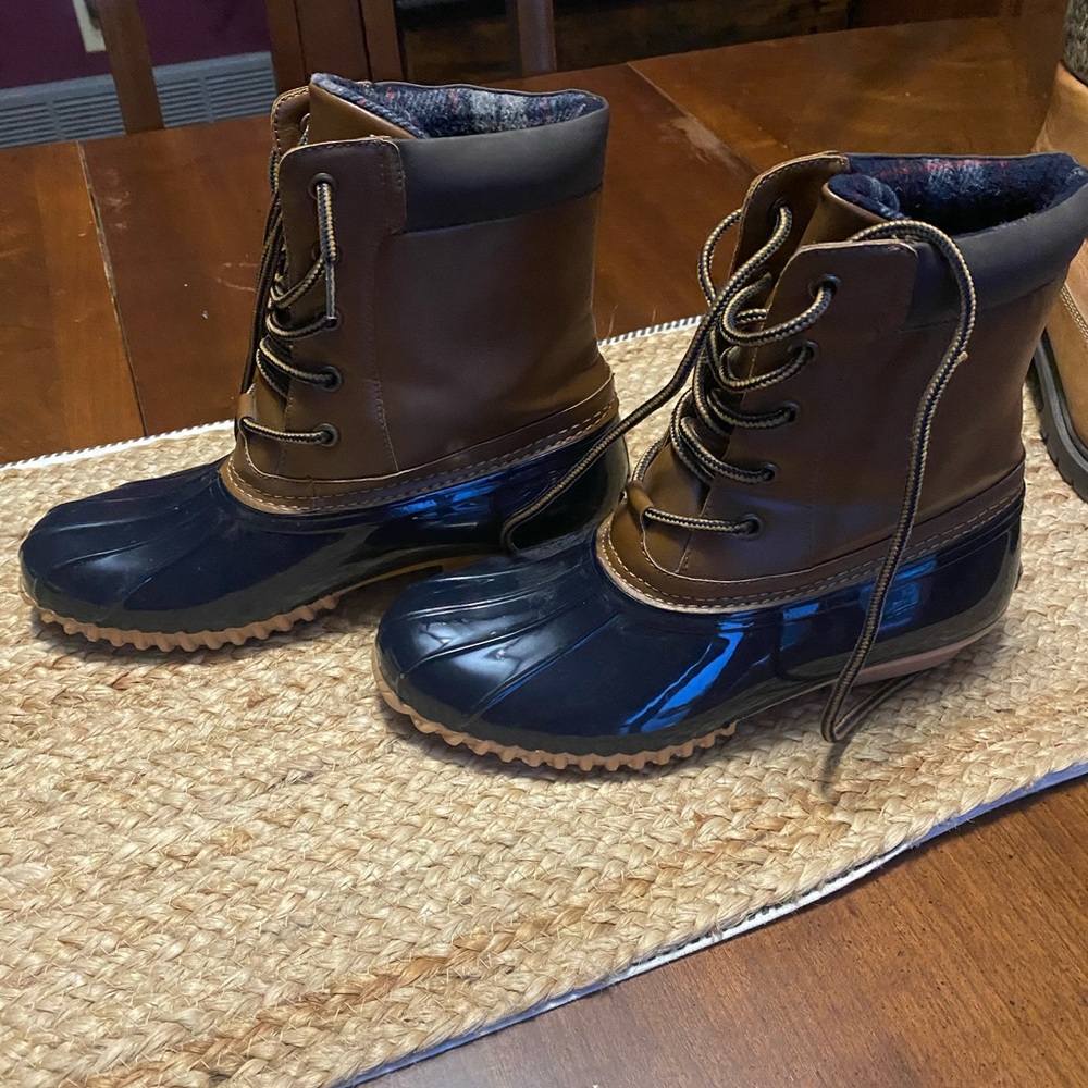 Sporto Duck Boots Size 7